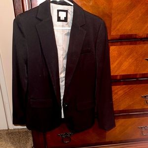 Women’s black jacket like new size 4 brand A new day